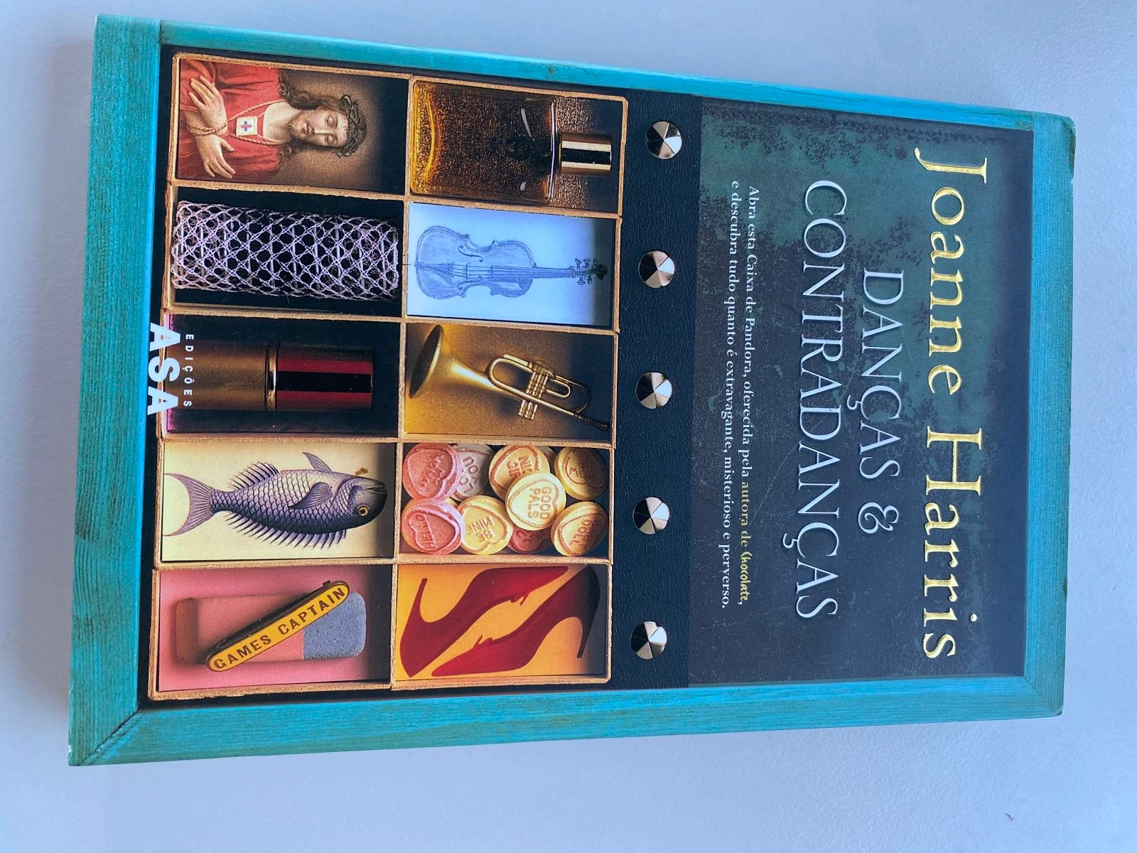 Libro - Danzas y Contradanzas de Joanne Harris – photo 2